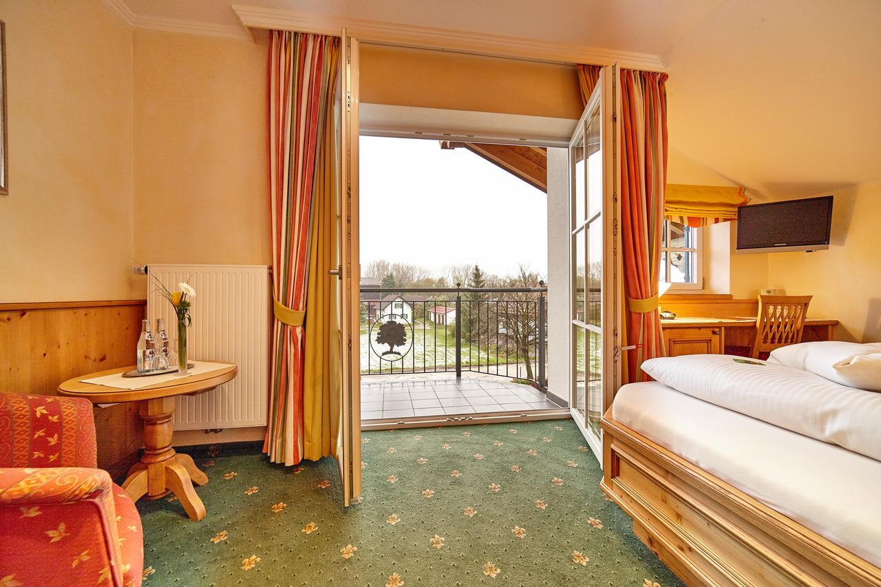 Landhotel Gruener Baum Westendorf  エクステリア 写真